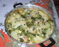 Filé de peixe com brócolis e batata