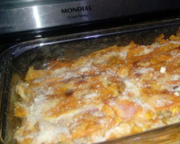 Lasanha de presunto e queijo