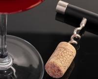 Poucas pessoas sabem: o tesouro escondido nas rolhas de vinho vai te surpreender