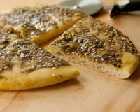 Pão de zátar: confira como fazer essa receita árabe