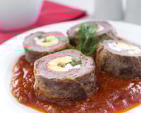 Rocambole de carne recheado