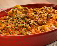 Bacalhau ao forno com vegetais, extrato de tomate e molho branco