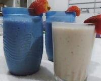 Smoothie de banana e morango com aveia