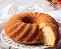 É só adicionar esse ingrediente simples à receita e o bolo de iogurte sairá do forno mais macio do que nunca!