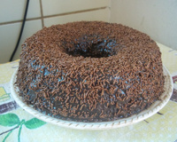 Bolo de chocolate com cobertura