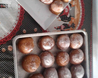 Sonho com recheio de doce de leite