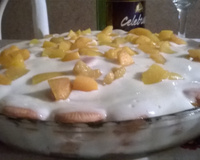 Torta de leite condensado com limão e pessêgos