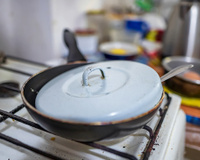 Só até 30/09: Tramontina troca sua panela velha por um belo desconto, saiba como funciona