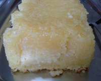 Bolo de mandioca com requeijão cremoso