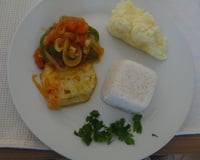 Filé de tilápia ao molho dendê