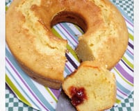 Bolo de fubá com goiabada fácil