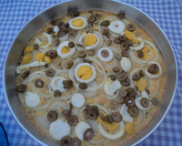 Torta de repolho com sobras de moqueca de peixe e atum