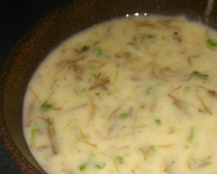 Caldinho de carne seca com mandioca