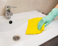 5 dicas para retirar e evitar mofo do banheiro