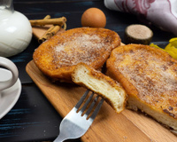 Rabanada na airfryer: o truque simples que deixa igual à da vovó, só que sem lambança no fogão