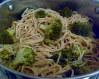 Macarrão Alho e Óleo com Sardinha