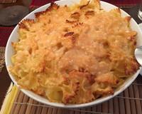 Macarrão com salmão e camarão