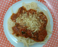 Macarrão cremoso com calabresa