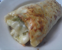 Rocambole de massa de pastel