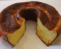 Bolo de fubá cremoso