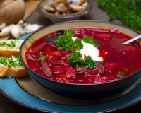 Sopa de beterraba russa: como fazer uma deliciosa borsch