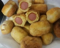 Enroladinho de salsicha frito simples