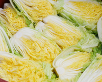 A maioria faz errado: veja como lavar acelga (repolho chinês) da forma certa