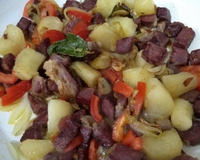 Carne seca acebolada