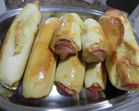 Enroladinho de salsicha assado fácil