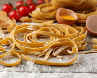 Como preparar massa de macarrão caseira