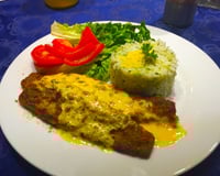 Filé de peixe ao molho de maracujá