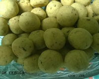 Bolinhas de cebola (Lúcio Cezar)