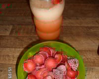Suco de laranja com morango