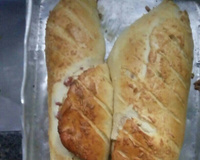 Pão caseiro recheado com calabresa