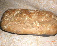 Pão fofinho de farinha integral de liquidificador