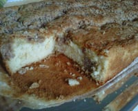 Cuca com farofa de canela