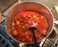 Medalhões de filé ao vinho do Ninja Iluminatti