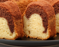 Bolo mesclado de chocolate