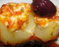 Batata recheada com peito de frango defumado