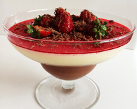 Mousse de nutella, laka e morango