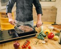 Churrasqueira elétrica boa e barata: 3 opções para garantir o churras no verão!