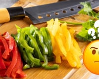 Com quantos anos você descobriu que tem que retirar a casca do pimentão em receitas?