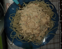 Macarrão ao molho branco de camarão