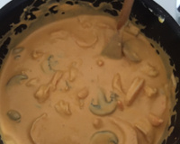 Estrogonofe de camarão ao cheddar