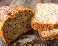 Pãozinho saudável cheio de fibras do meu café da manhã: faço com iogurte e aveia, a massa fica fofinha!