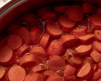 Salsicha ao molho simples e fácil