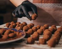 Renda extra: saiba como ganhar dinheiro na Páscoa cozinhando