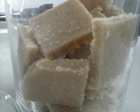 Doce de leite com coco de corte