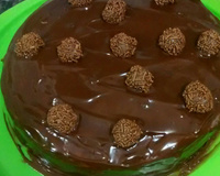 Bolo de cenoura com brigadeiro