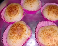 Pão de queijo empanado